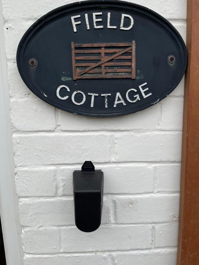 Field Cottage Whittlesey Экстерьер фото